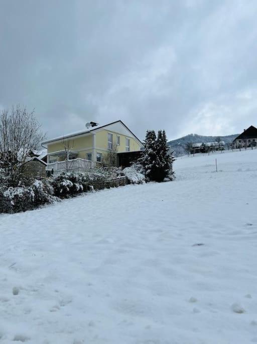 Tanjas Gemuetliches Haus Am Mondsee Innerschwand Exterior foto